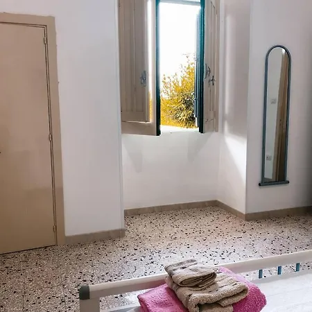 Tra Ulivi E Mare בית נופש
