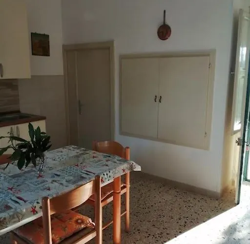 Tra Ulivi E Mare * Torre Suda